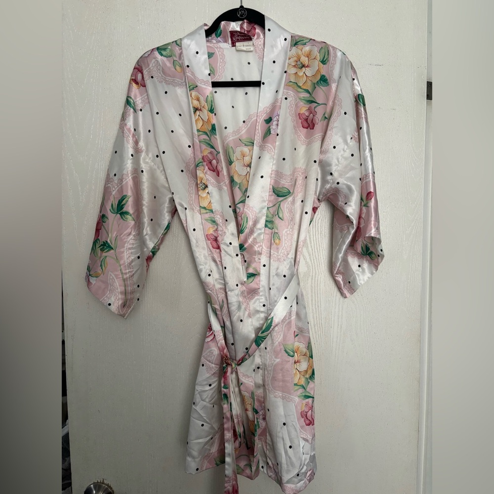 California Dynasty | Vintage Floral Satin Robe  | Size Medium